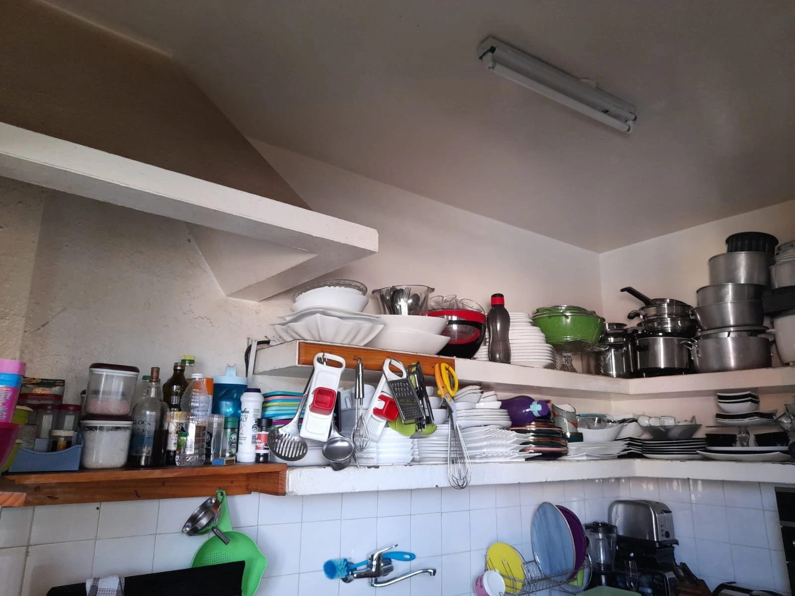 Vende-se apartamento T3 na Malhangalene - Fundação Salazar 