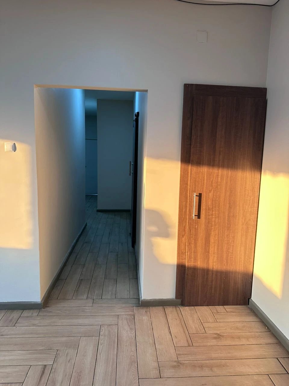 Vande se luxuosa apartamento T4 na Belita 