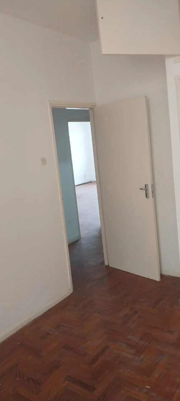 Arrenda-se apartamento T3 nas Torres Altas - Polana Cimento "A"