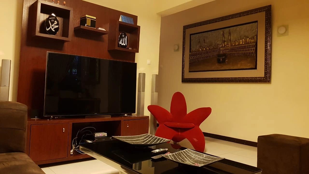 Vende se luxuoso apartamento T2 rés do chão na sommershield 1 