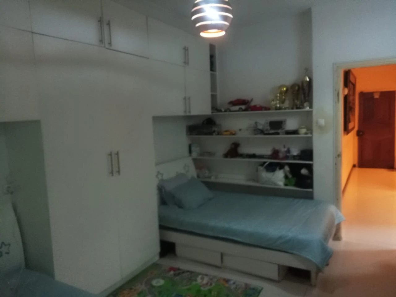 Vende se luxuoso apartamento T2 rés do chão na sommershield 1 