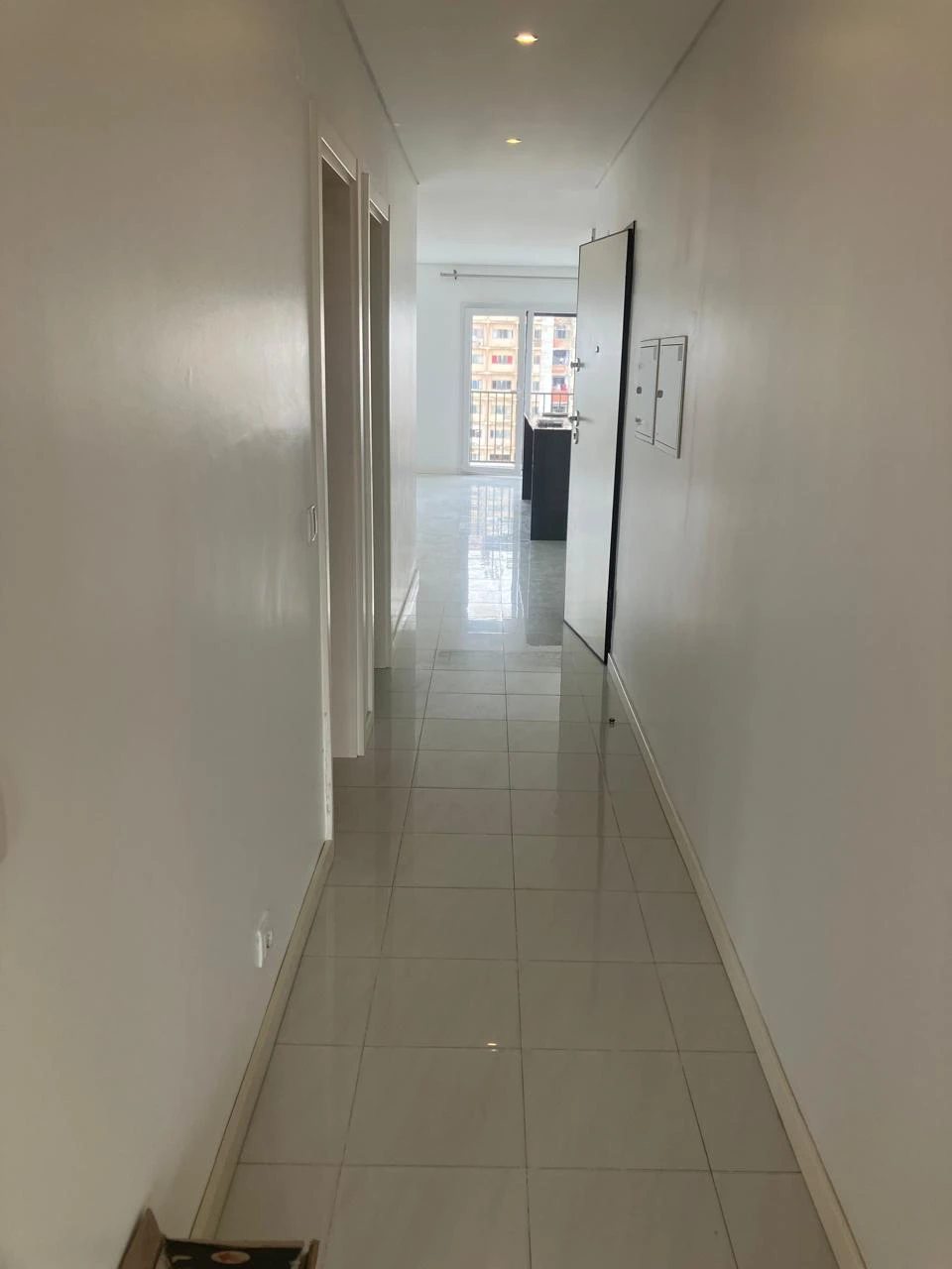 Vende-se apartamento T3 no SAPPHIRE RESIDENCE - POLANA CIMENTO 