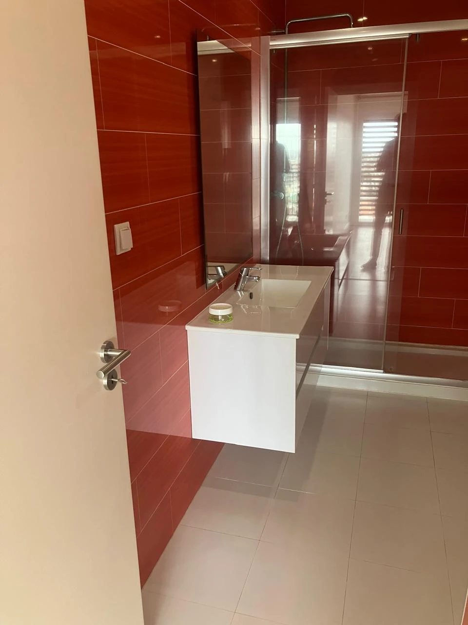 Vende-se apartamento T3 no SAPPHIRE RESIDENCE - POLANA CIMENTO 