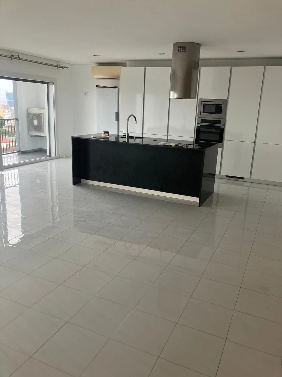 Vende-se apartamento T3 no SAPPHIRE RESIDENCE - POLANA CIMENTO 