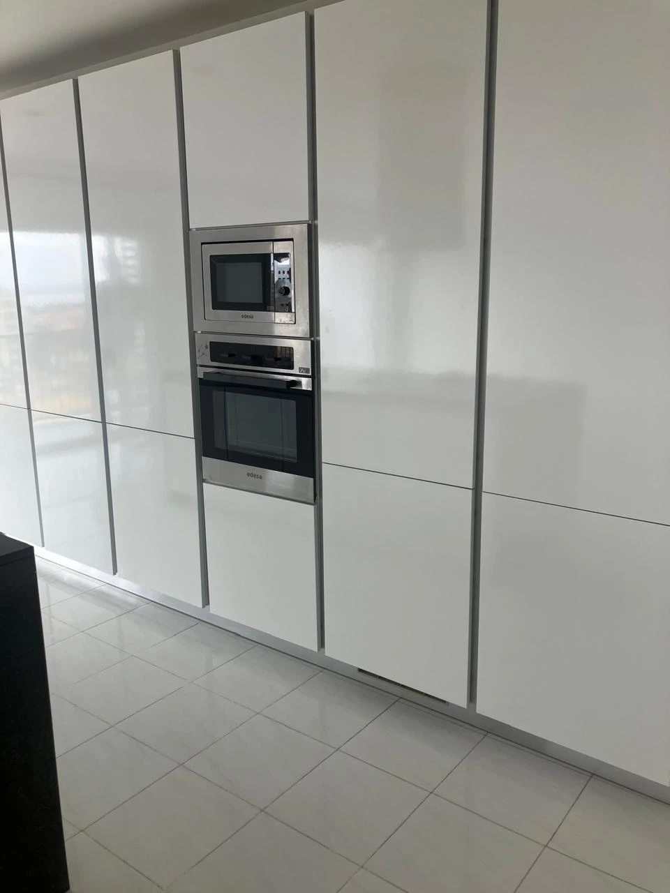 Vende-se apartamento T3 no SAPPHIRE RESIDENCE - POLANA CIMENTO 