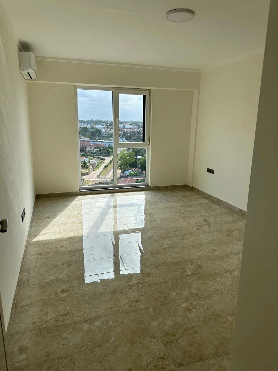 Vende-se apartamento novo no PARKMOZA - Sommerchield 1 