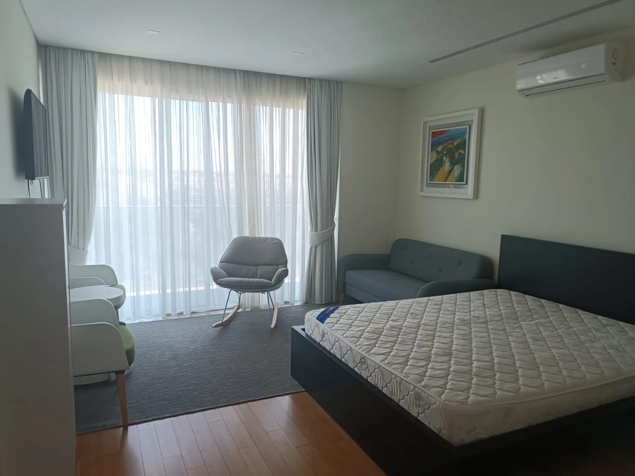 Arrenda-se magnífico apartamento T4 no ZEN RESIDENCE - SOMMERCHIELD 1