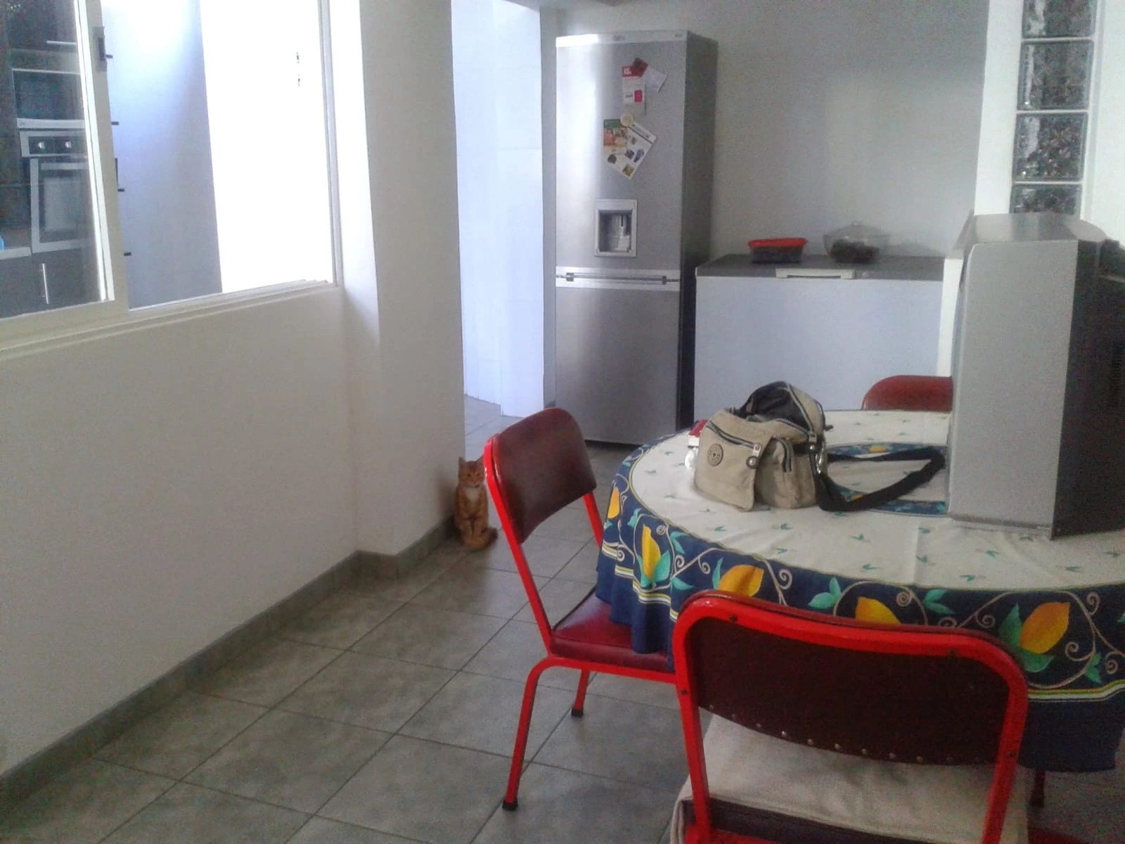 Vende-se moradia geminada T3 na Polana Cimento